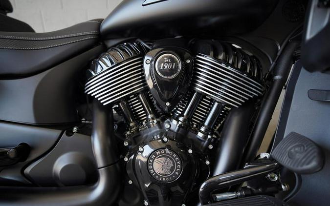 2024 Indian Motorcycle® Roadmaster® Dark Horse® w/Powerband Audio Package Black Smoke