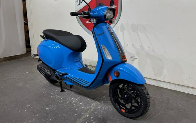 2025 Vespa Sprint 50 S 50 Batik