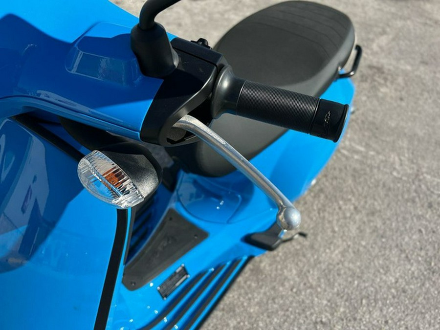 2025 Vespa Sprint 50 S 50 Batik