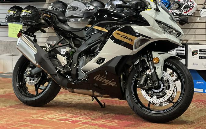 2026 Kawasaki Ninja® ZX™-4RR ABS