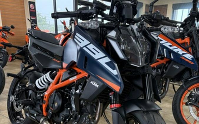 2026 KTM Duke 390