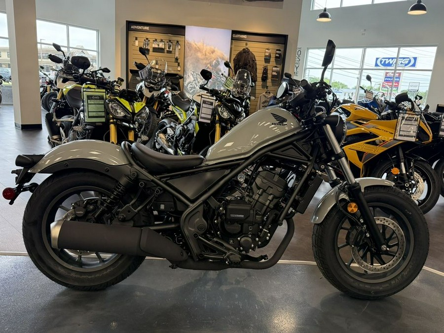 2026 Honda Rebel® 300 E-Clutch