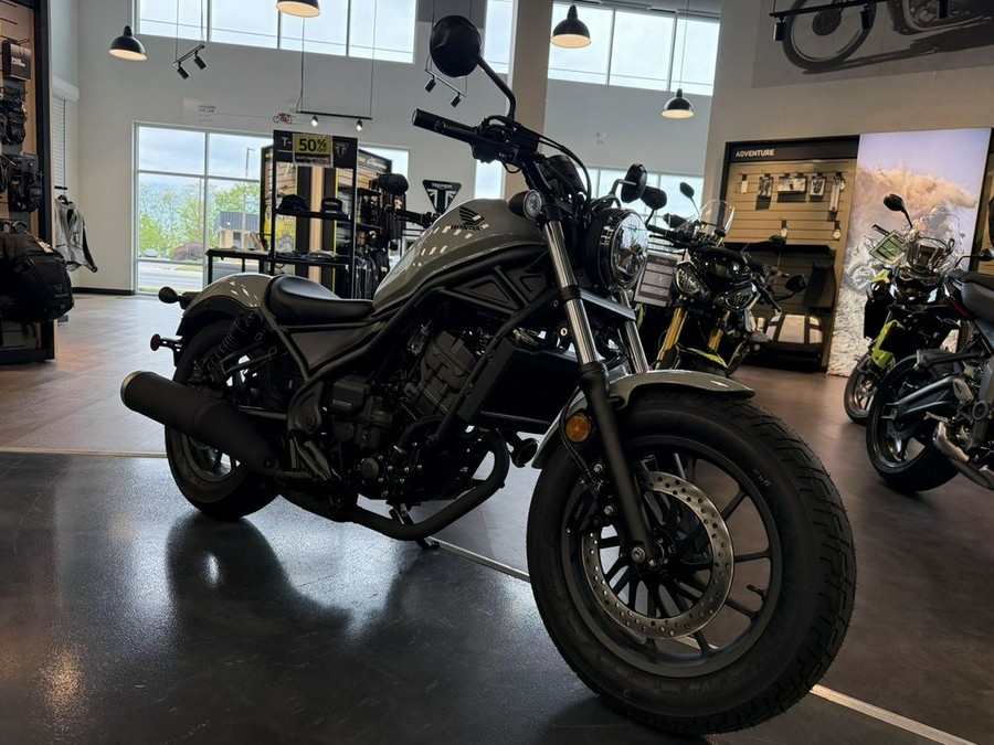 2026 Honda Rebel® 300 E-Clutch