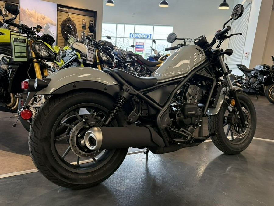 2026 Honda Rebel® 300 E-Clutch