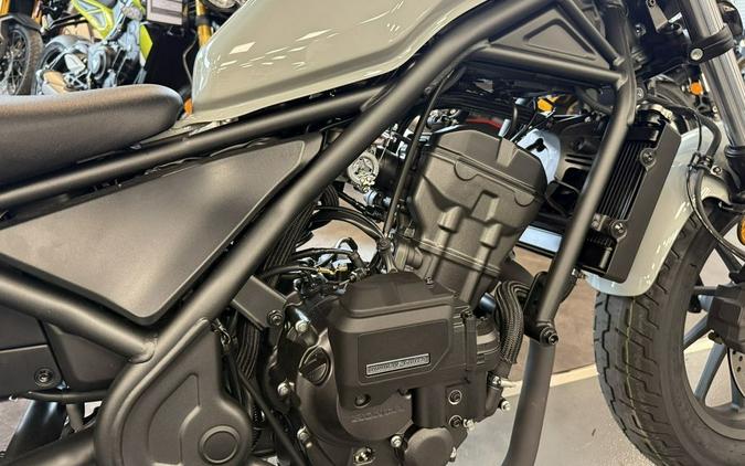 2026 Honda Rebel® 300 E-Clutch