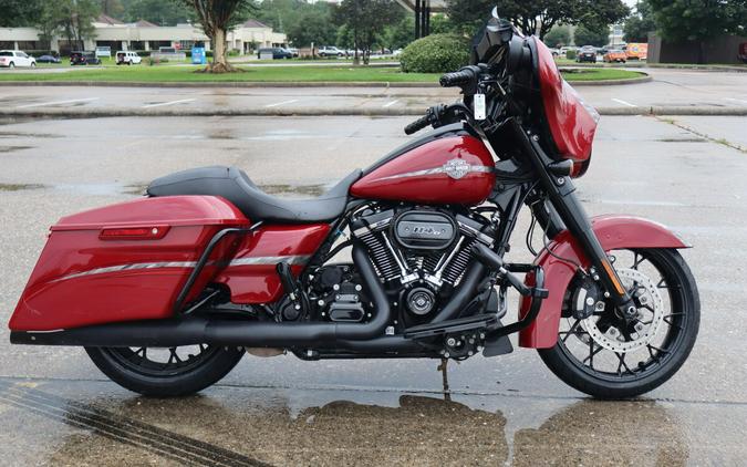 2021 Harley-Davidson Street Glide Special Review: Performance and Style