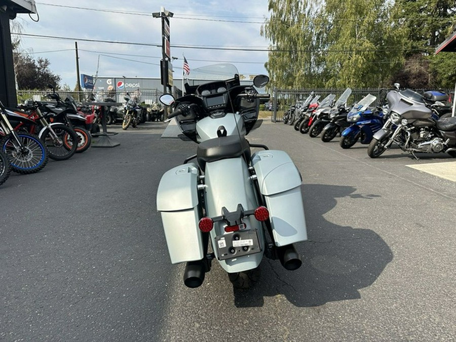 2025 Indian Challenger Dark Horse Frost Silver Smoke