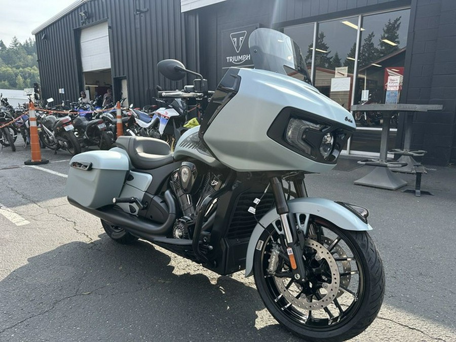 2025 Indian Challenger Dark Horse Frost Silver Smoke