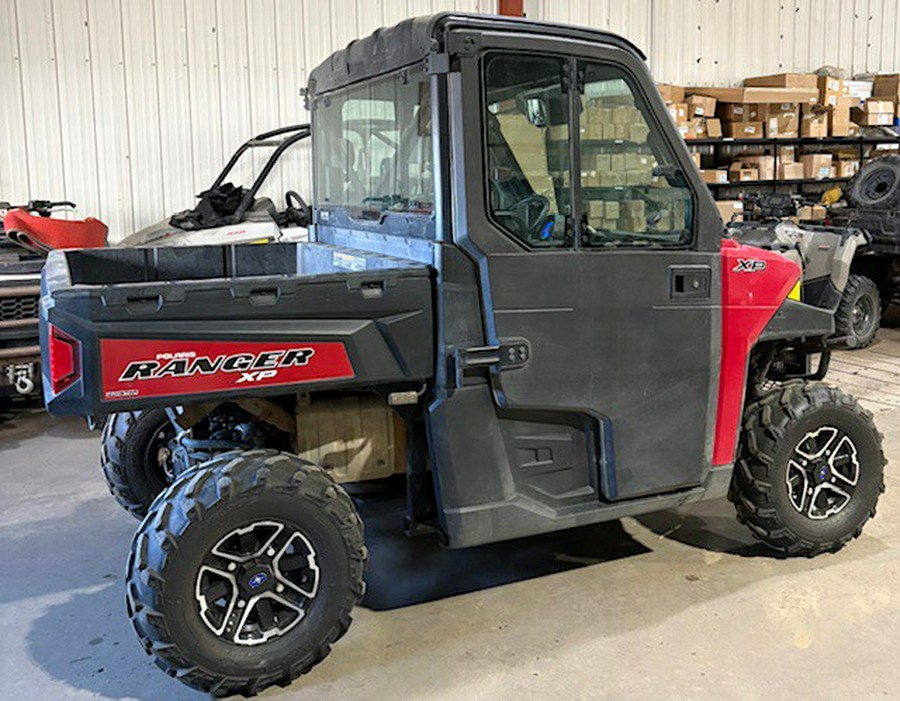2019 Polaris RANGER XP® 900 EPS - Solar Red