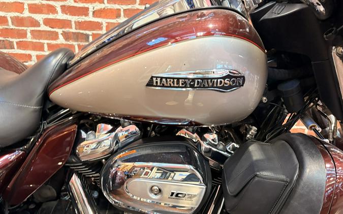 FLHTCUTG 2018 Tri Glide Ultra