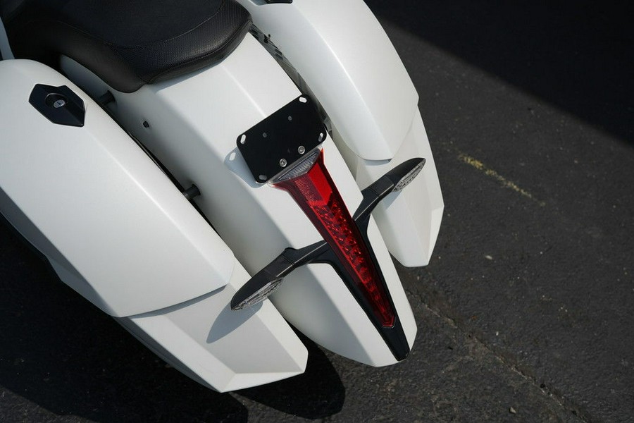 2016 Victory Motorcycles Cross Country Suede Pearl White
