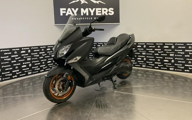 2027 SUZUKI BURGMAN 400 - 81033S