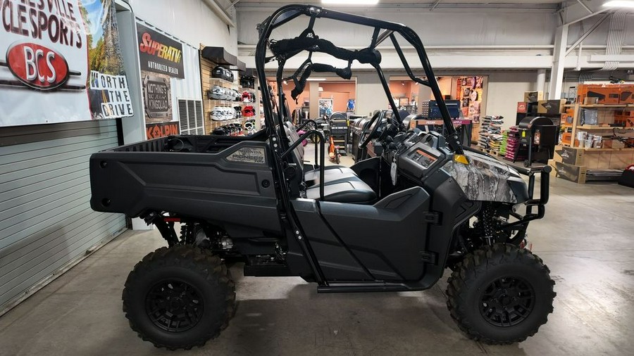 2026 Honda Pioneer 700 Forest