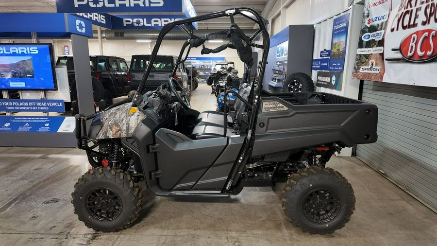 2026 Honda Pioneer 700 Forest