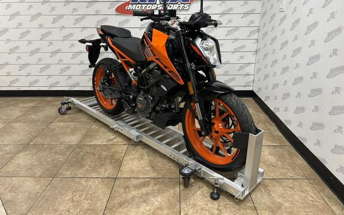 2023 KTM 200 Duke