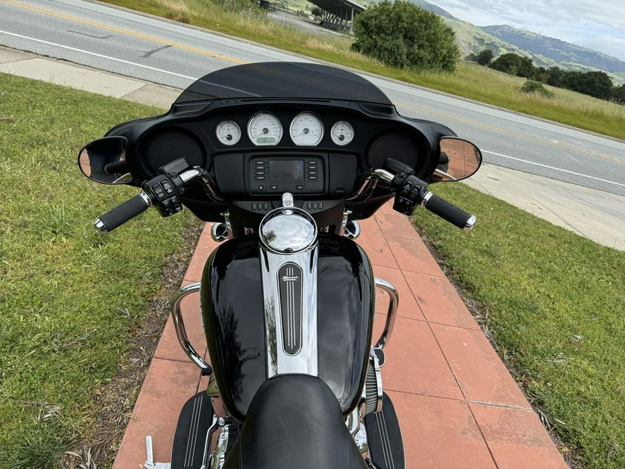 2019 Harley-Davidson® FLHX - Street Glide®