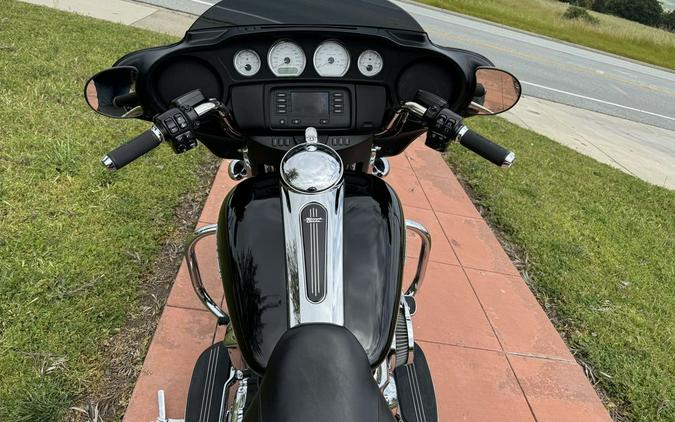 2019 Harley-Davidson® FLHX - Street Glide®