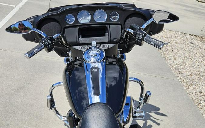 2021 Harley-Davidson Electra Glide Standard Vivid Black