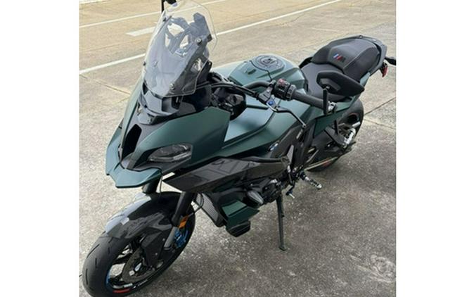 2026 BMW M 1000 XR