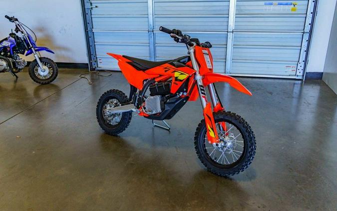 2026 KTM SX E 5