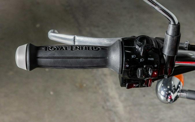 2026 Royal Enfield INT 650 Canyon Red