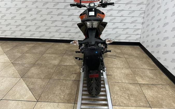 2023 KTM 200 Duke