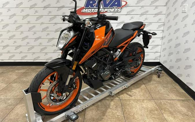 2023 KTM 200 Duke