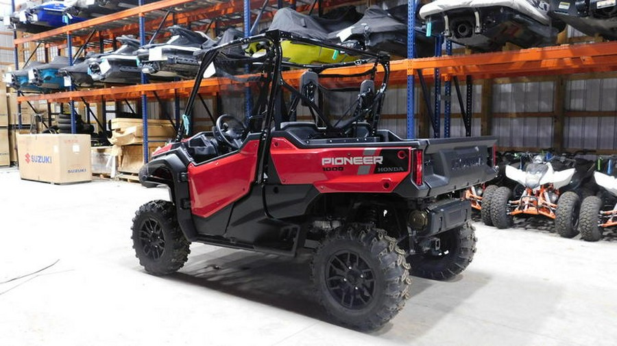 2024 Honda® Pioneer 1000 Deluxe