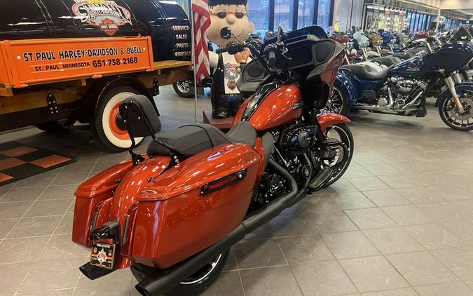 2024 "Day Tripper Package" Harley Davidson Road Glide FLTRX