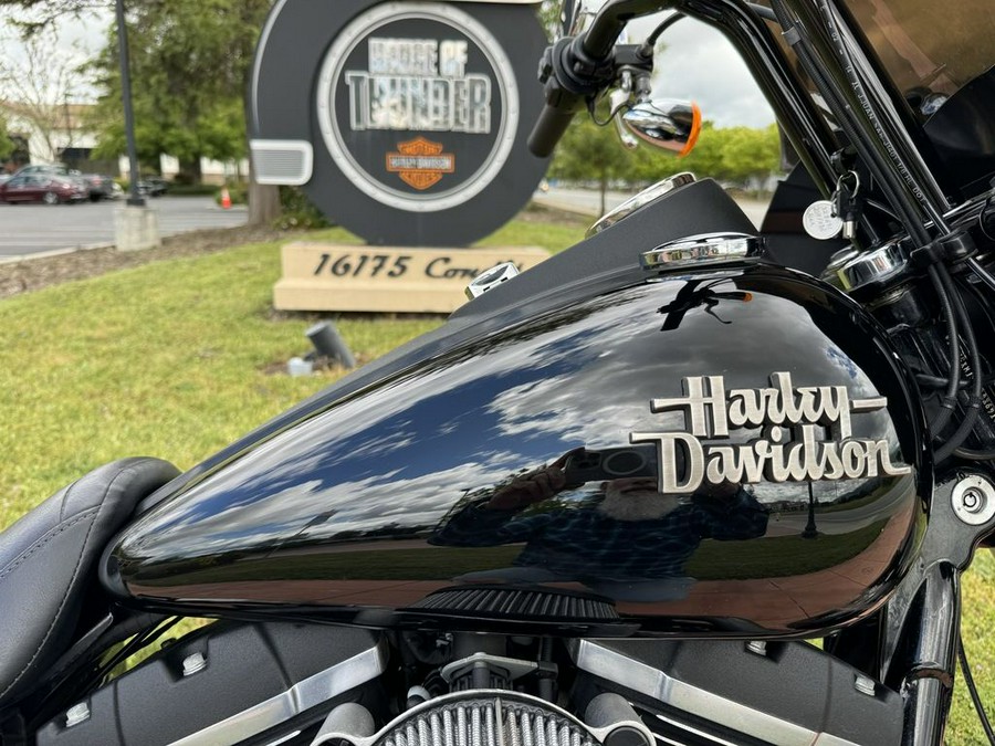 2014 Harley-Davidson® FXDB - Dyna® Street Bob®