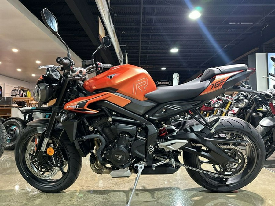 2025 Triumph Street Triple 765 R Matte Baja Orange R