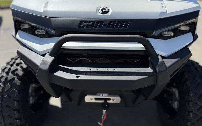 2026 Can-Am® Defender MAX Limited HD11