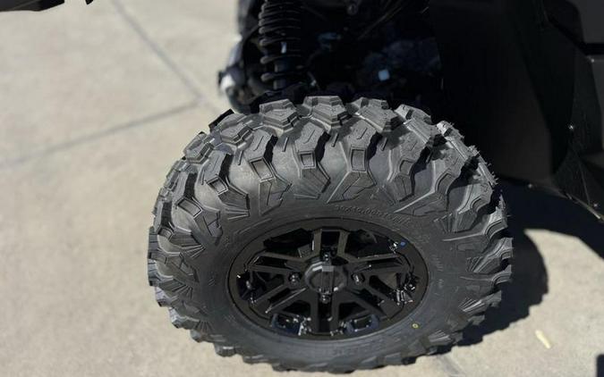 2026 Can-Am® Defender MAX Limited HD11