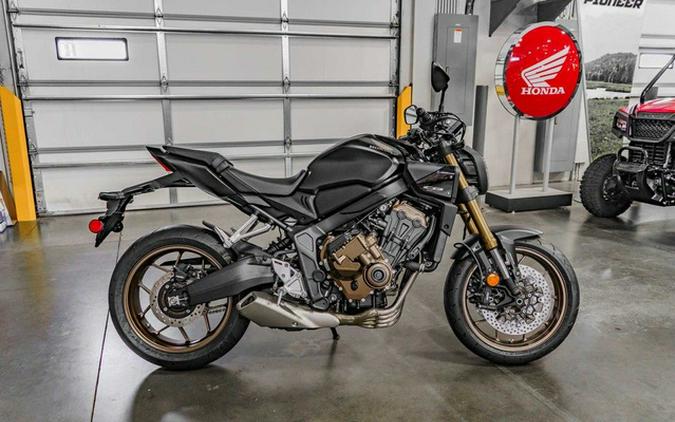 2026 Honda CB650R E-Clutch