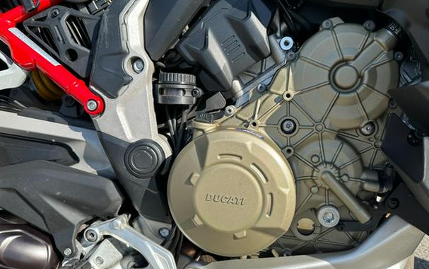 2021 Ducati Multistrada V4 S Travel & Radar