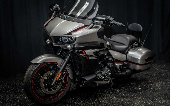 2018 Yamaha Star Eluder Review | 24 Fast Facts