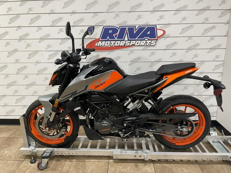 2023 KTM 200 Duke