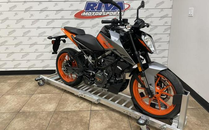 2023 KTM 200 Duke