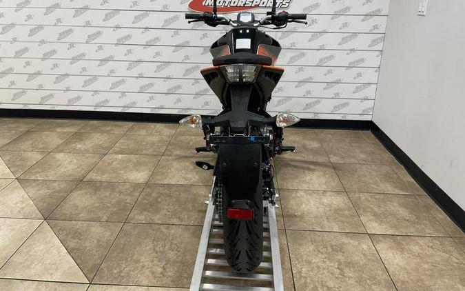 2023 KTM 200 Duke