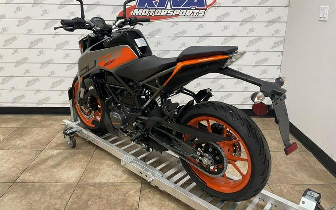 2023 KTM 200 Duke