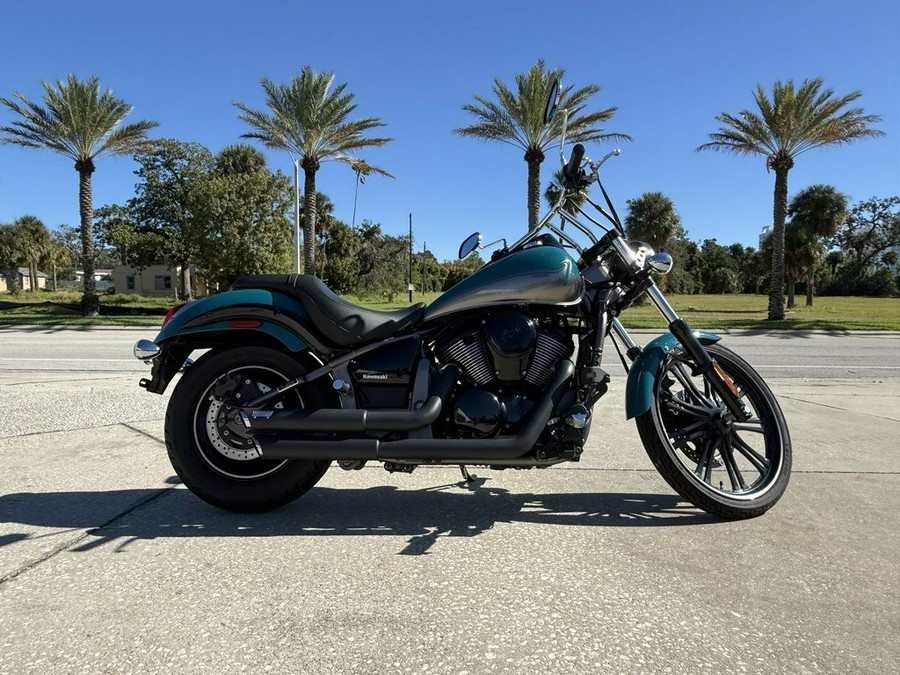 2022 Kawasaki Vulcan® 900 Custom