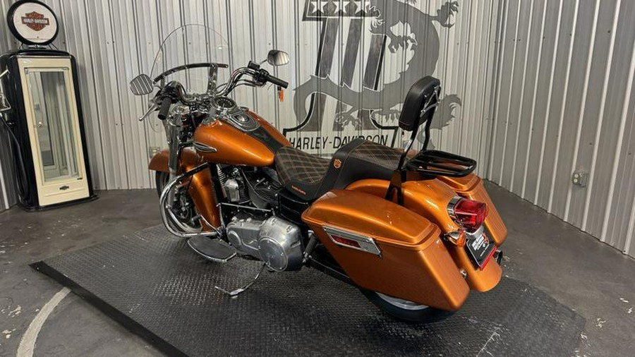 2014 Harley-Davidson® FLD - Dyna® Switchback™