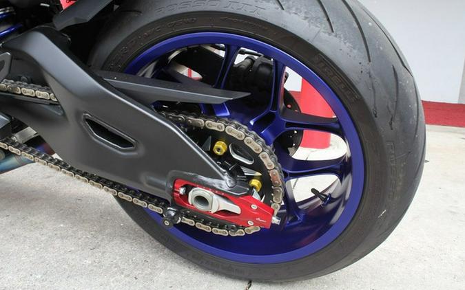 2025 Yamaha YZF-R1 R1