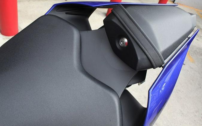 2025 Yamaha YZF-R1 R1