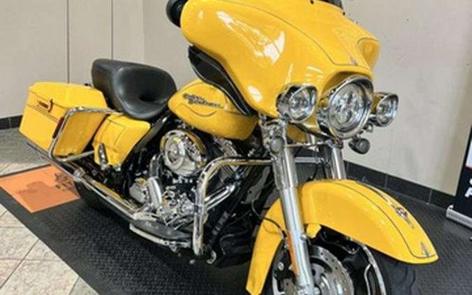 2013 Harley-Davidson FLHX - Street Glide