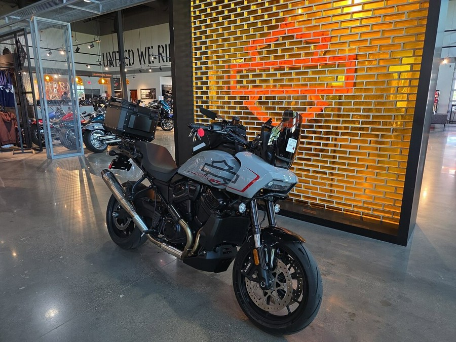 RA1250ST 2025 Pan America® 1250 ST