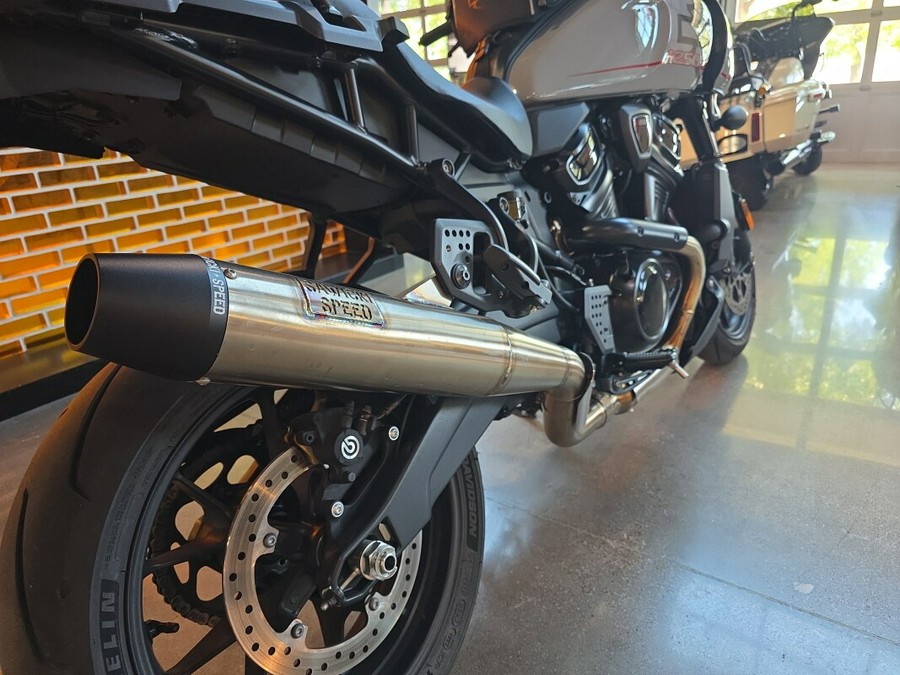 RA1250ST 2025 Pan America® 1250 ST