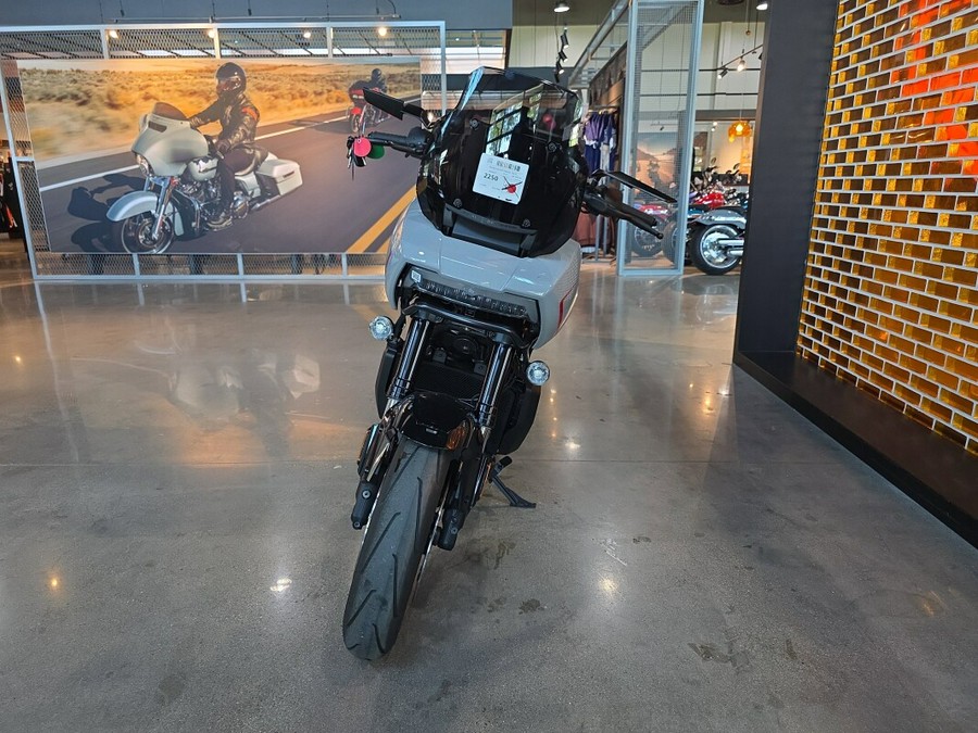 RA1250ST 2025 Pan America® 1250 ST