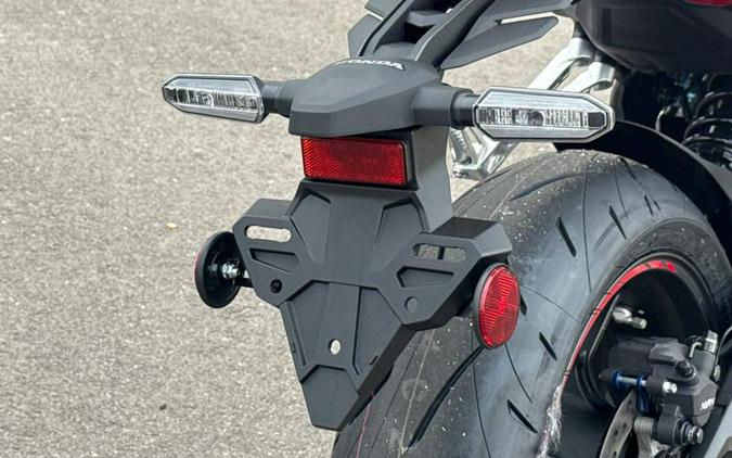 2026 Honda® CBR650R E-CLUTCH E-Clutch