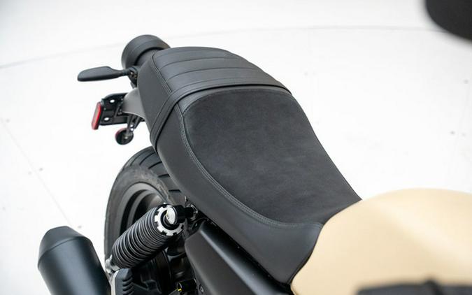 2027 Moto Guzzi V7 Stone